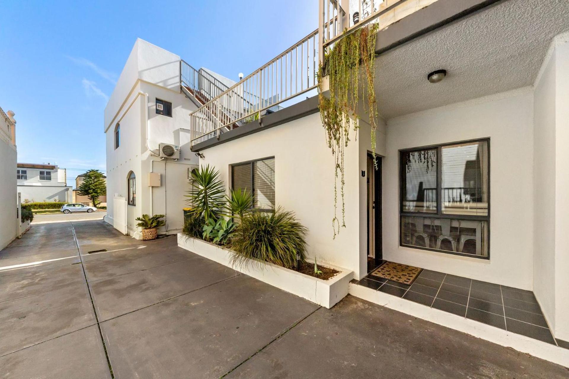 Belle Escapes - Seascape On Seaview Apartment Henley Beach South